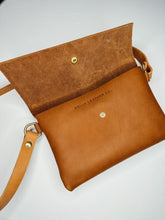 Load image into Gallery viewer, Hip bag - Cedar