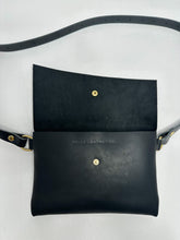 Load image into Gallery viewer, Hip bag - Black